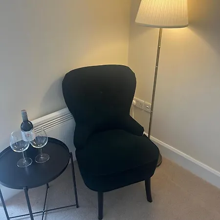 Main Street Apartment *