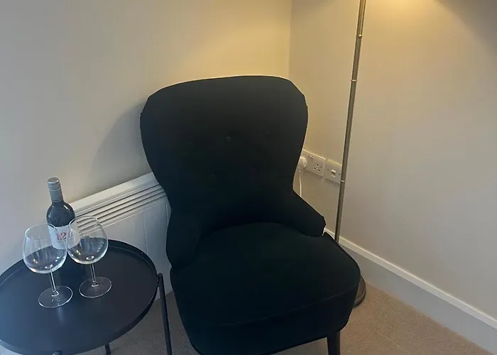 Main Street Apartament *